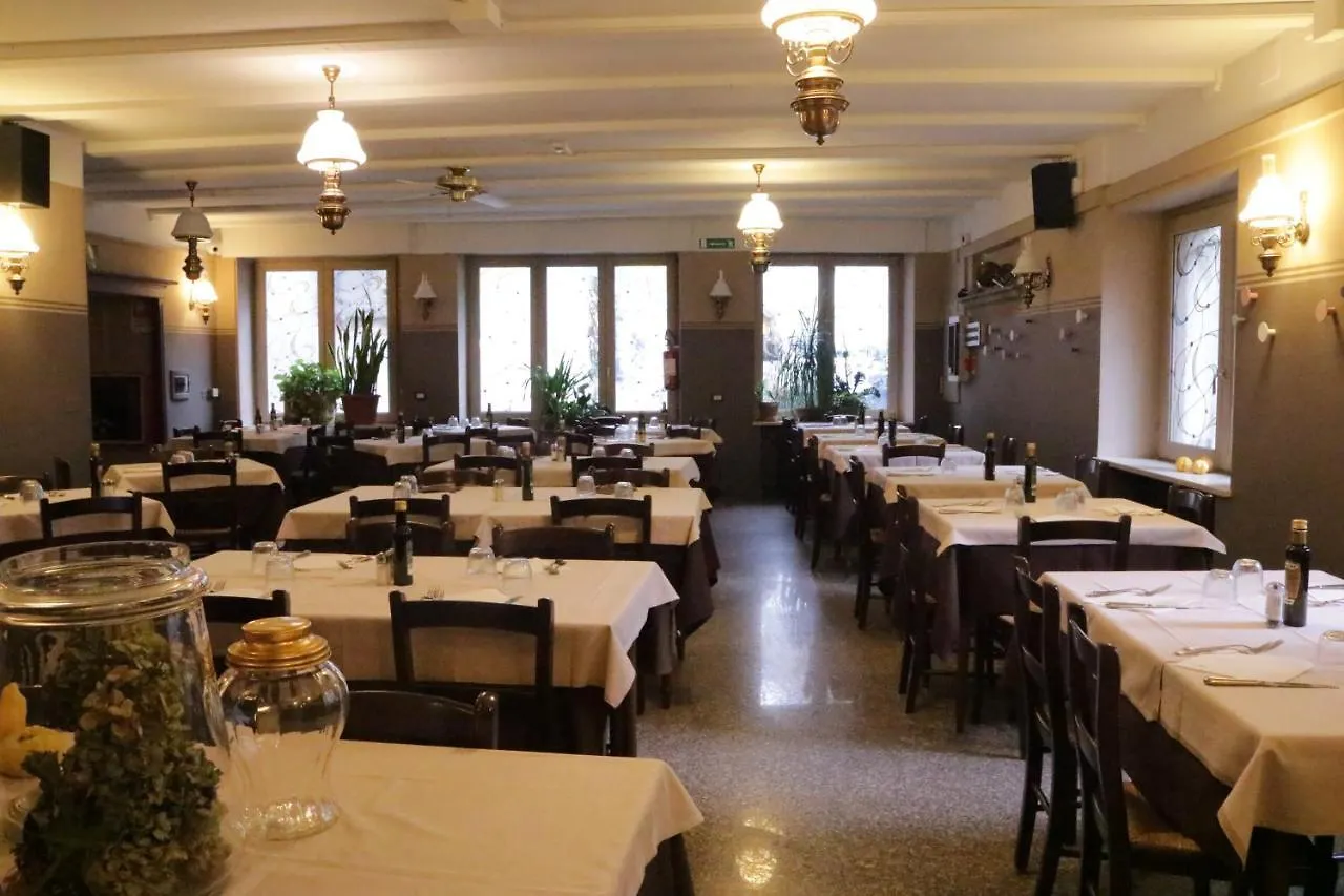Albergo Ristorante Sole Fanano 2*,